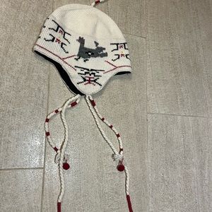 Peruvian hat wool by Nicole Edward's